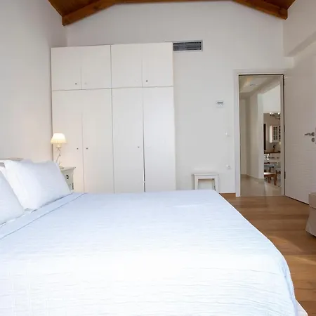 Arodo Seaside | Penelope