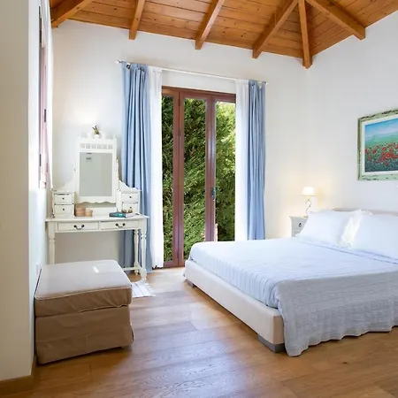 Arodo Seaside | Penelope