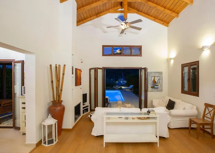 Villa Arodo Seaside | Penelope